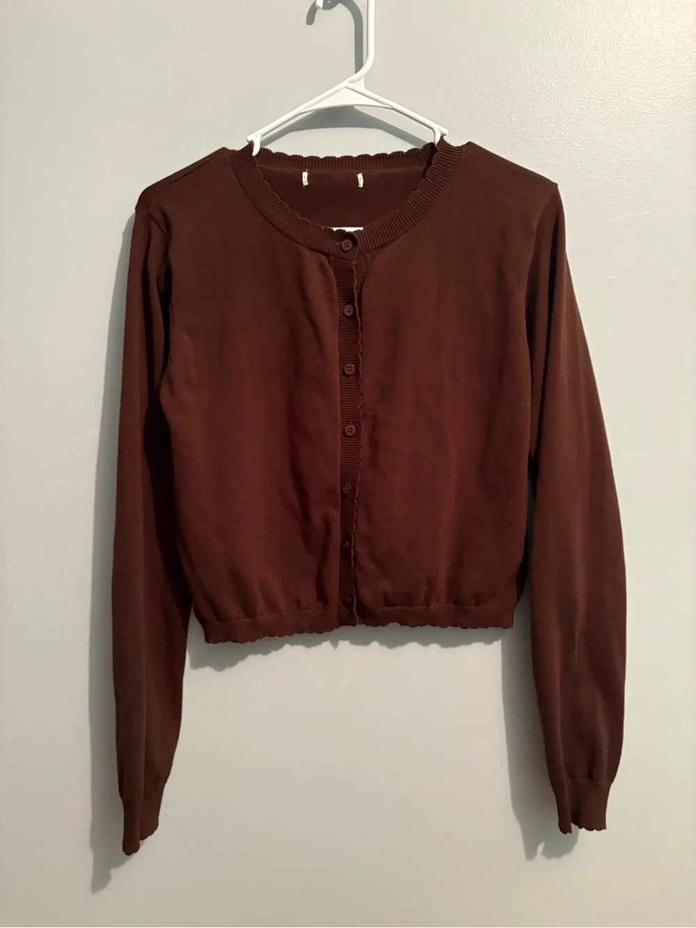 Chocolate Brown Cropped Button-Front Cardigan Scalloped Hem Women’s Size Small - Picture 4 of 8